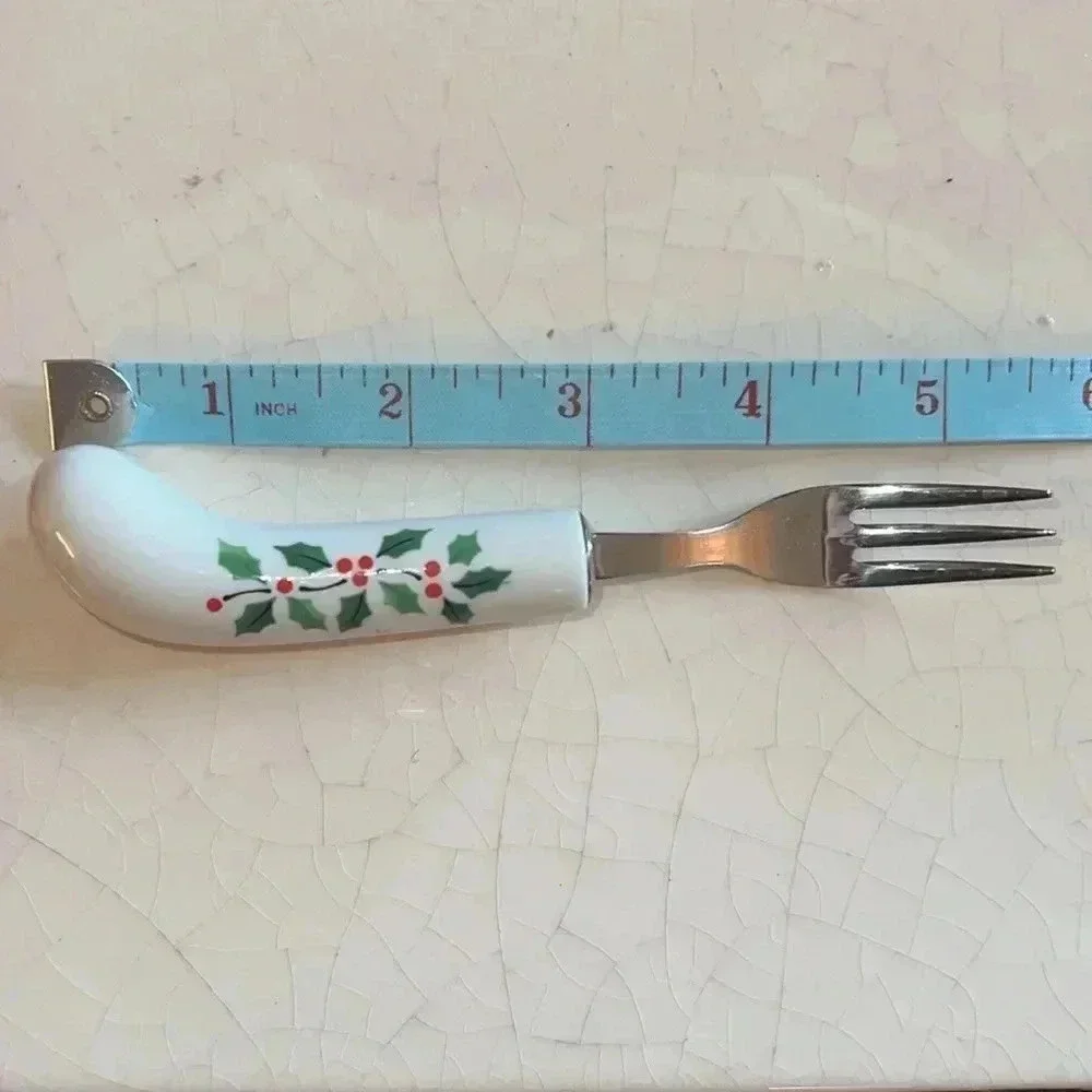 Vintage Holiday Holly Berry Christmas New Years Eve Cocktail Forks Set of 4 NWOT